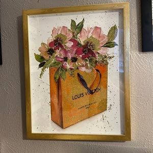 Design District Studio Luis Vuitton frame